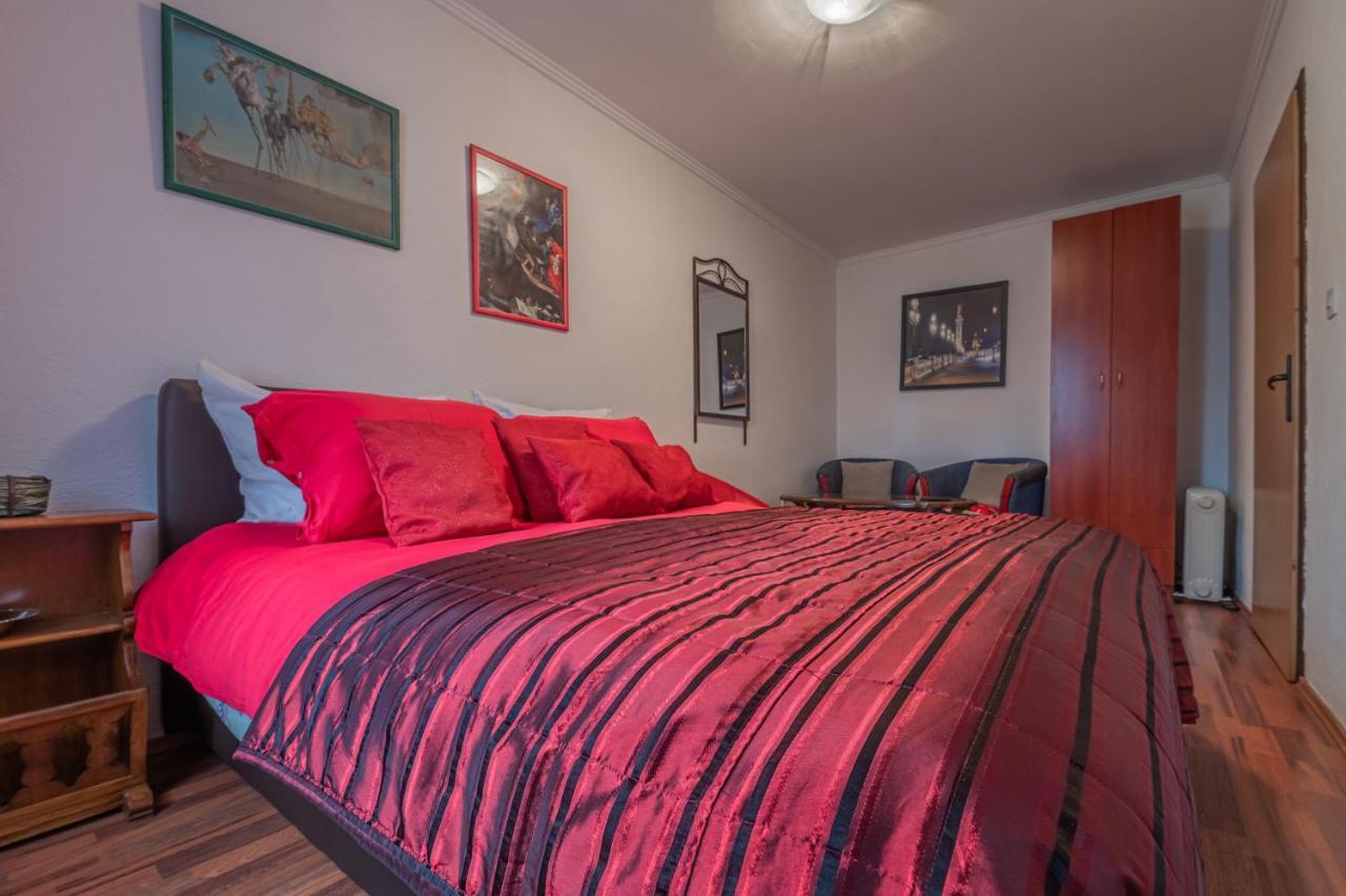 Frile Apartments Nikšić Esterno foto